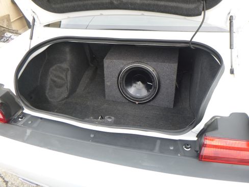 Used 2011 Dodge Challenger R/T image 18