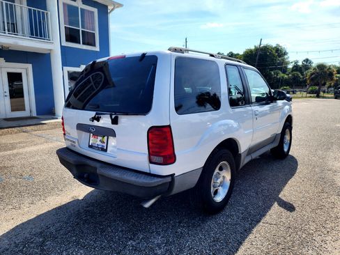 Used 2001 Ford Explorer XLT image 4