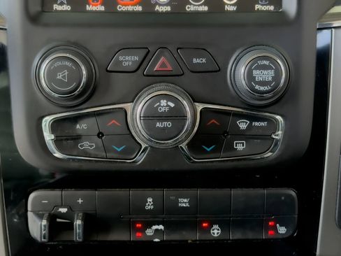 Used 2016 RAM 1500 Sport image 12