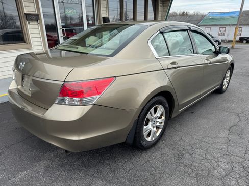 Used 2009 Honda Accord LX-P image 5