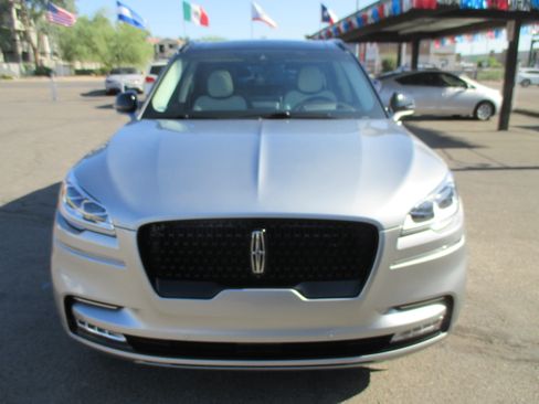 Used 2023 Lincoln Aviator AWD Black Label image 19