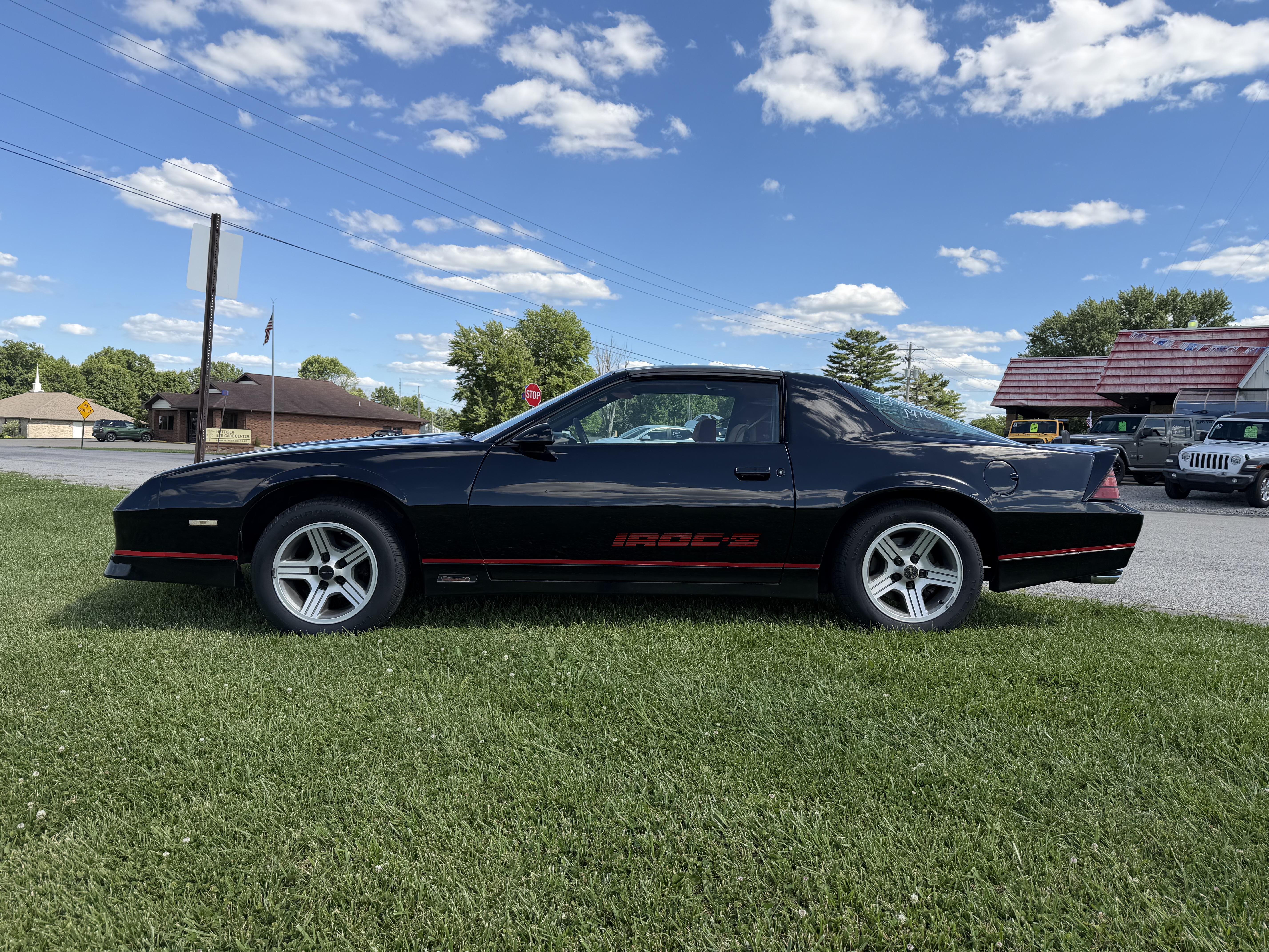 Used 1989 Chevrolet Camaro IROC-Z RWD image 10