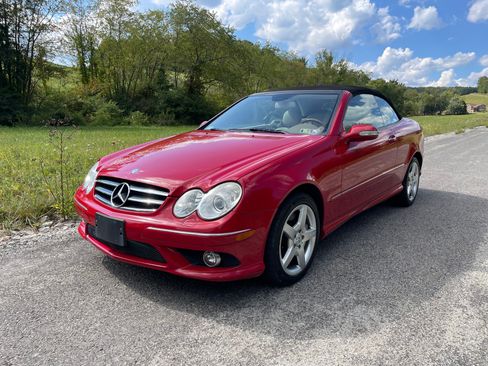 Used 2007 Mercedes-Benz CLK 550 image 6