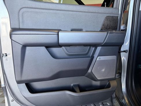 Used 2024 Ford F250 Lariat image 25