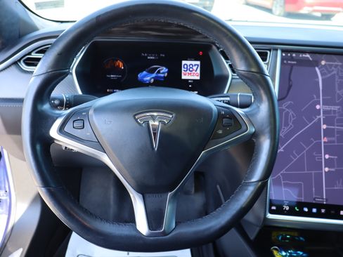 Used 2018 Tesla Model S 100D image 24