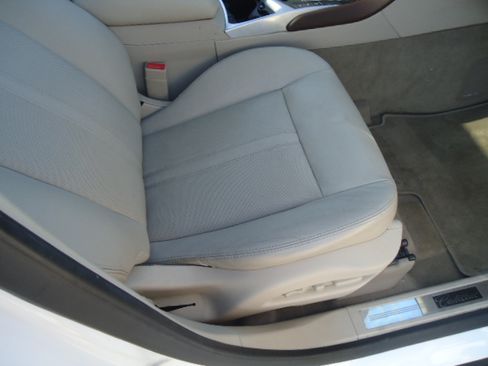 Used 2012 Cadillac SRX Performance image 15