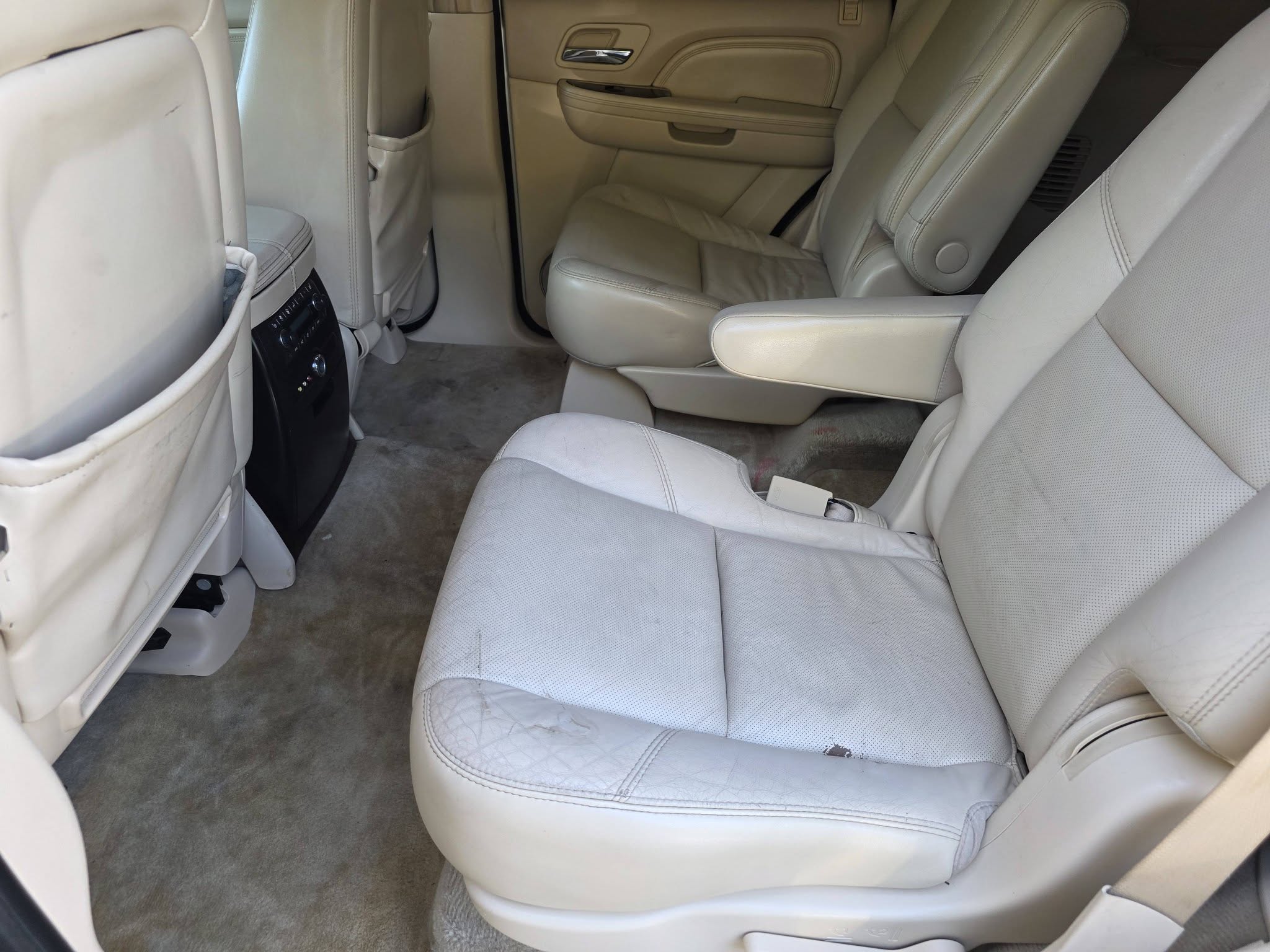 Used 2007 Cadillac Escalade AWD image 15
