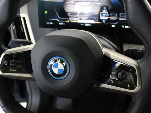 Used 2024 BMW iX xDrive50 AWD/4WD image 25