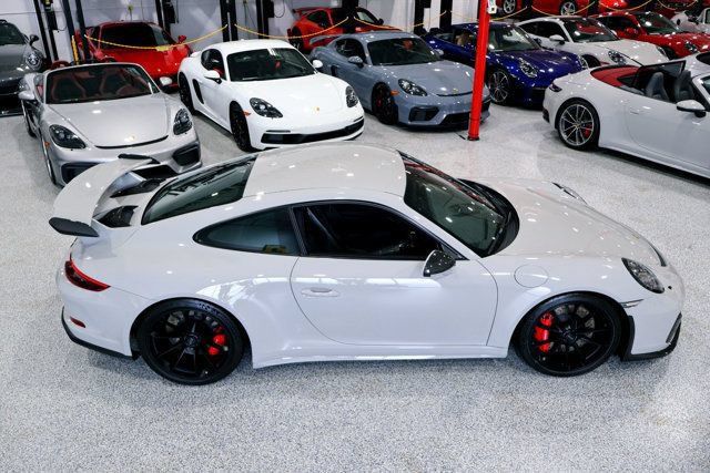 Used 2018 Porsche 911 GT3 RWD image 9