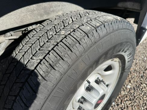 Used 2023 GMC Savana 2500 image 19