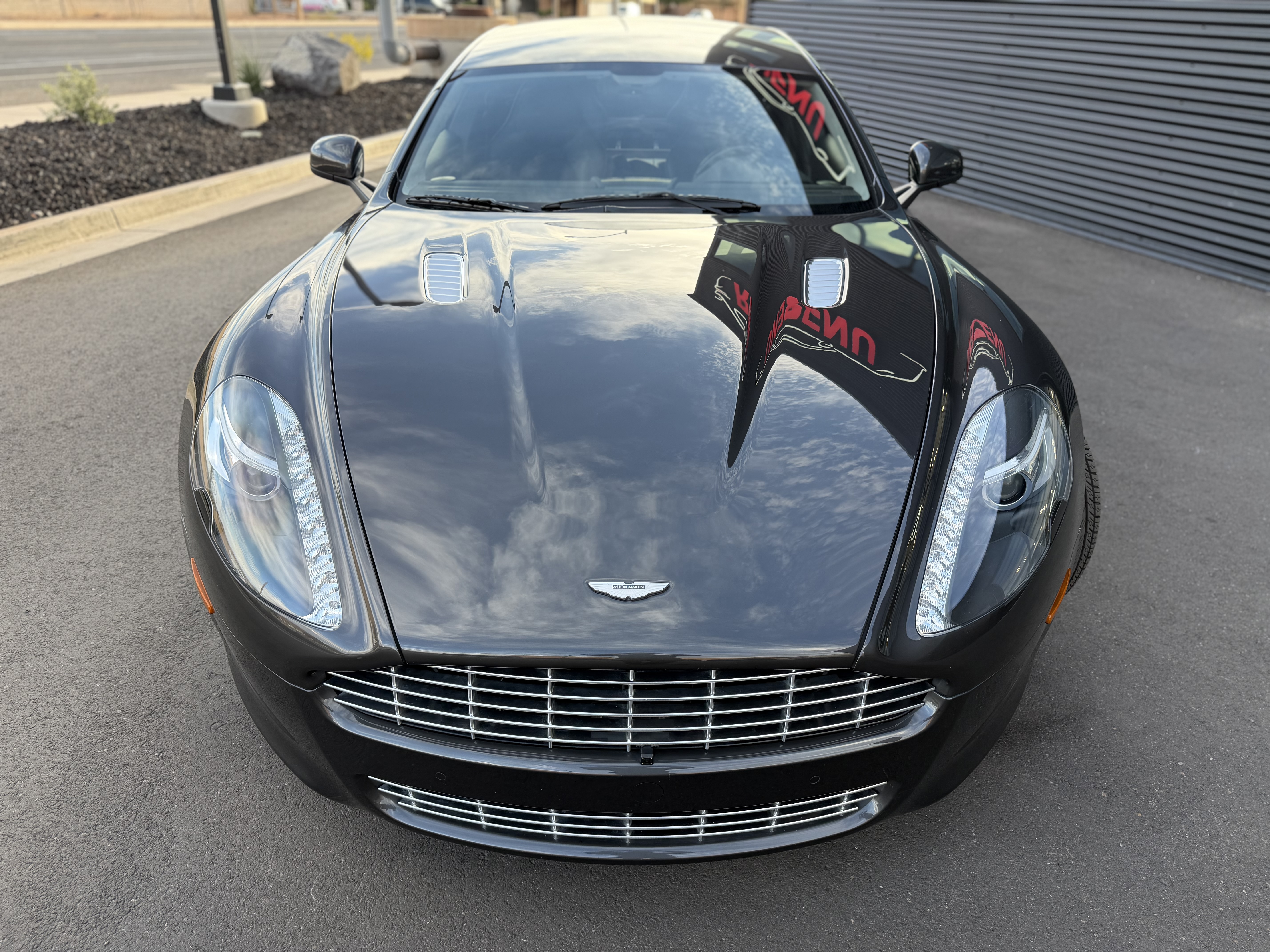 Used 2011 Aston Martin Rapide RWD image 4