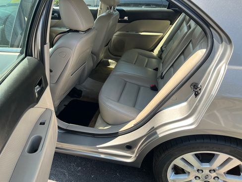Used 2009 Ford Fusion SEL V6 FWD image 10