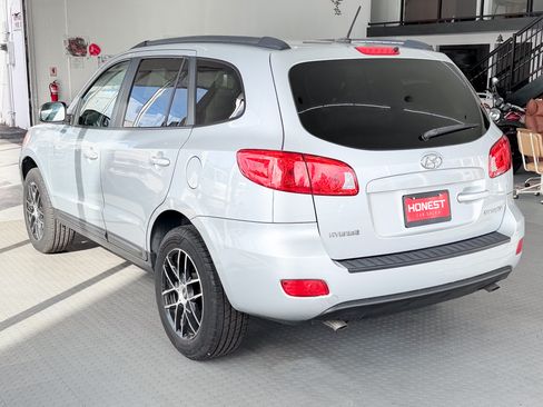 Used 2009 Hyundai Santa Fe GLS image 6