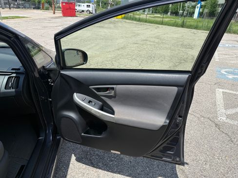 Used 2015 Toyota Prius Two FWD image 14