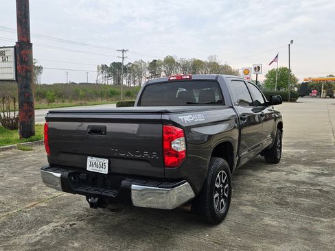 Used 2018 Toyota Tundra SR5 image 4