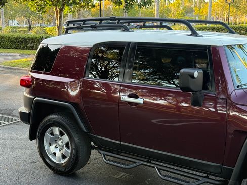 Used 2007 Toyota FJ Cruiser image 49