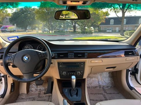 Used 2011 BMW 328i Sedan RWD image 31