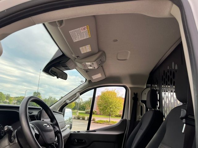 Used 2025 Ford Transit 250 Low Roof RWD image 19