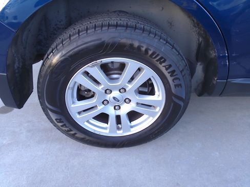 Used 2012 Ford Edge SE image 34