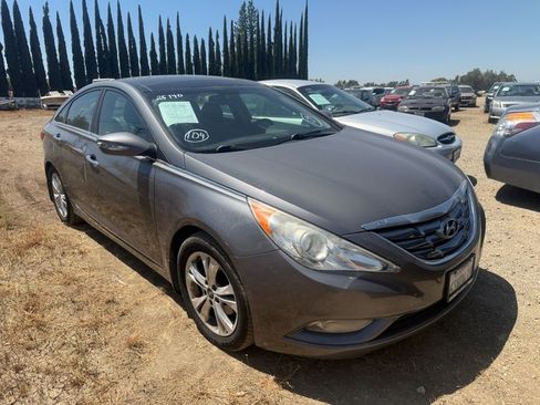 Used 2012 Hyundai Sonata SE FWD image 1