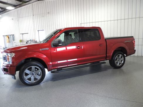 Used 2018 Ford F150 4x4 SuperCrew XLT image 4