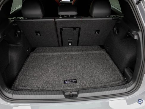 Used 2024 Volkswagen GTI SE image 46