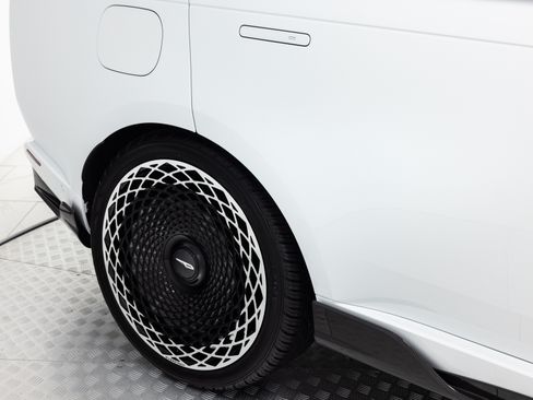 Used 2026 Land Rover Range Rover SE image 20