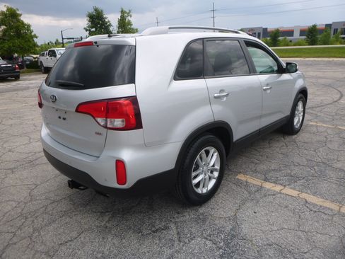 Used 2014 Kia Sorento FWD LX image 6