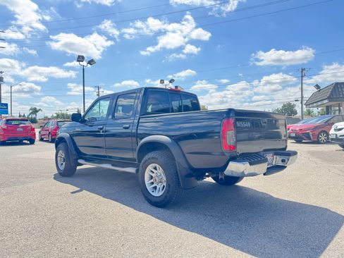 Used 2000 Nissan Frontier image 4