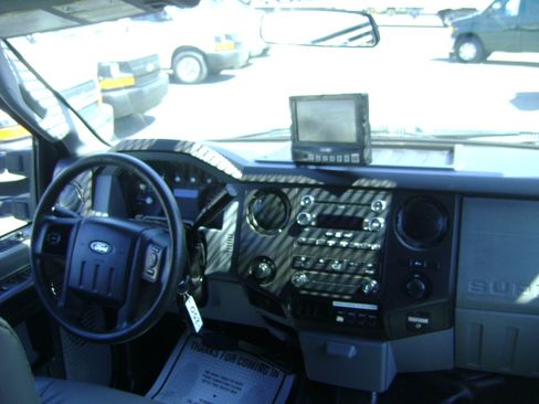 Used 2014 Ford F350 4x4 Crew Cab Super Duty image 8
