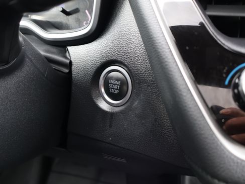 Used 2020 Toyota Corolla XSE image 20