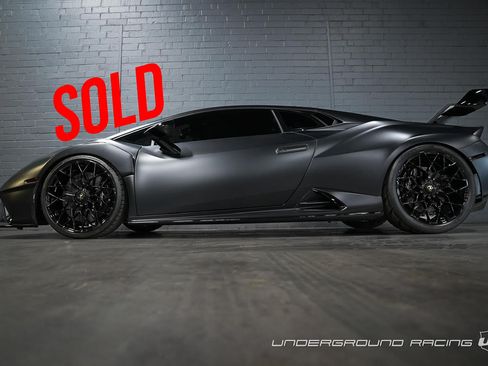 Used 2022 Lamborghini Huracan STO RWD image 1