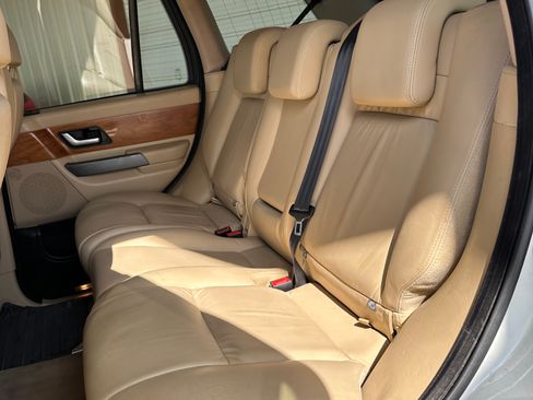 Used 2008 Land Rover Range Rover Sport HSE image 11