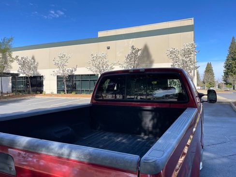 Used 2003 Ford F250 Lariat image 11