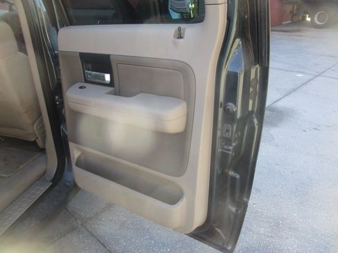 Used 2004 Ford F150 image 13