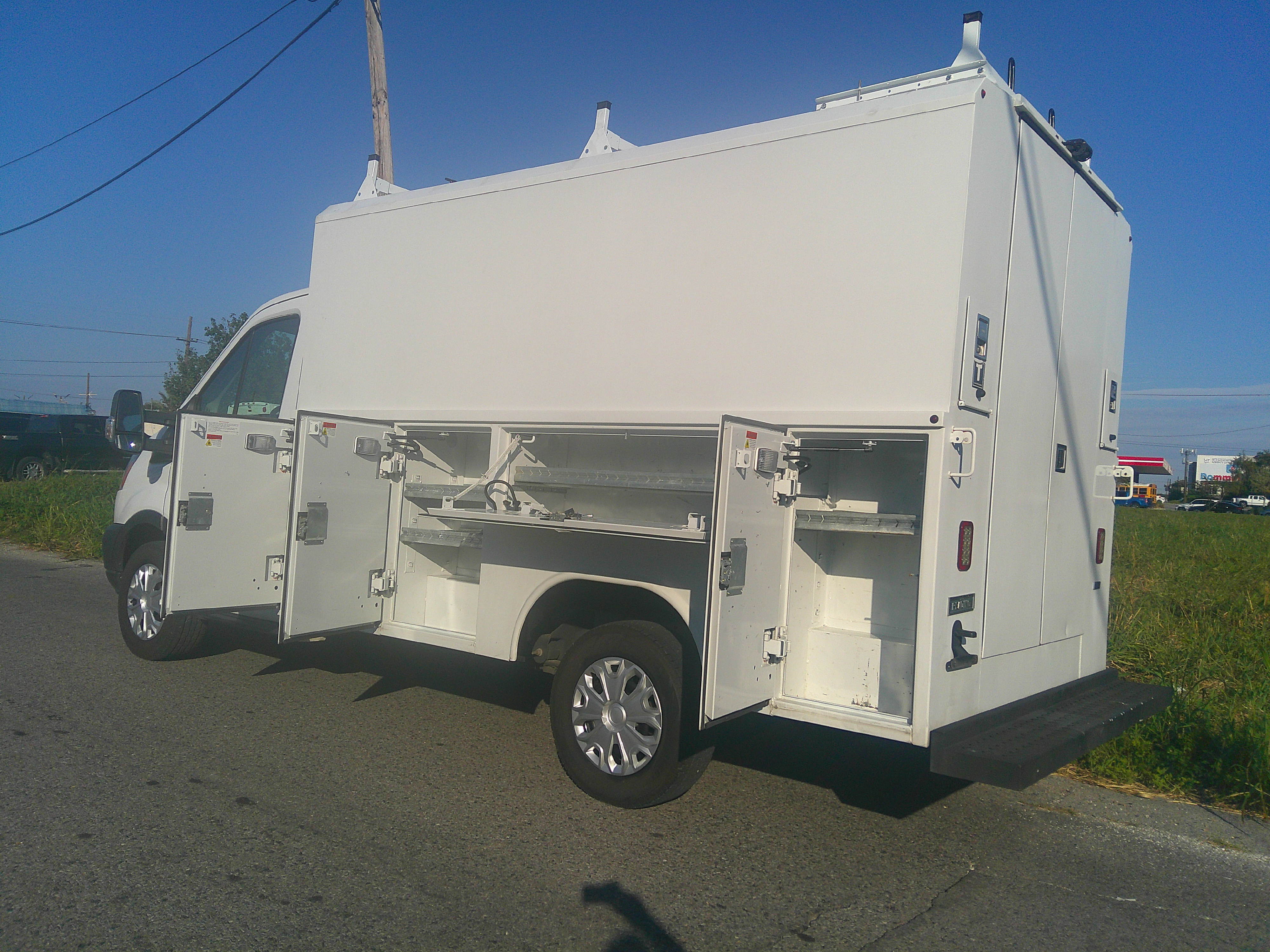 Used 2019 Ford Transit 350 138 RWD image 14