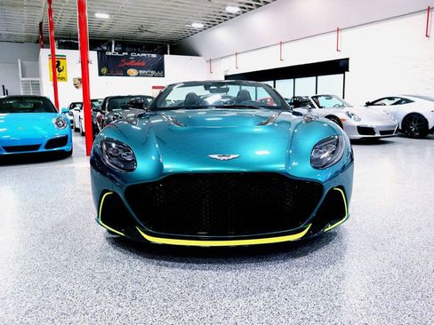 Used 2023 Aston Martin DBS image 24
