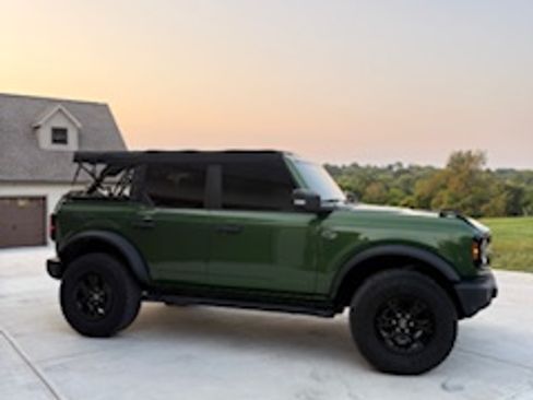 Used 2022 Ford Bronco 4-Door AWD/4WD image 4