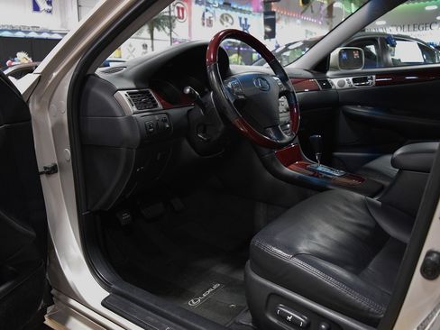 Used 2005 Lexus ES 330 Premium image 16