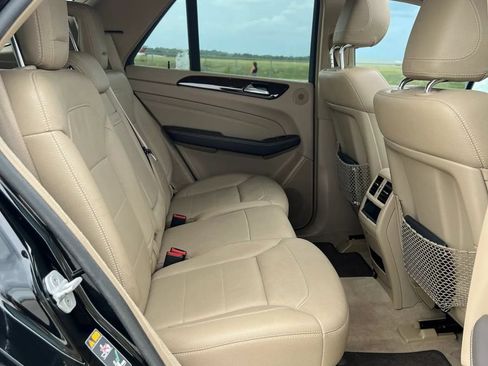 Used 2014 Mercedes-Benz ML 350 4MATIC w/ Premium Package image 15