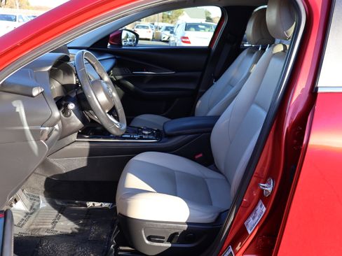 Used 2021 MAZDA CX-30 image 12