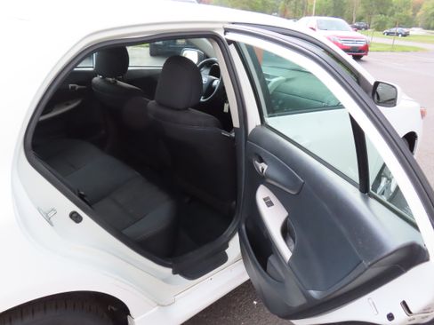 Used 2013 Toyota Corolla S image 13