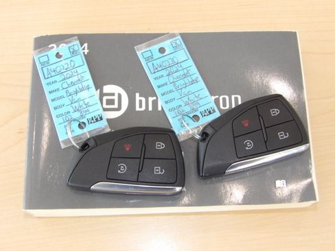 Used 2024 Chevrolet Brightdrop 600 AWD/4WD image 23