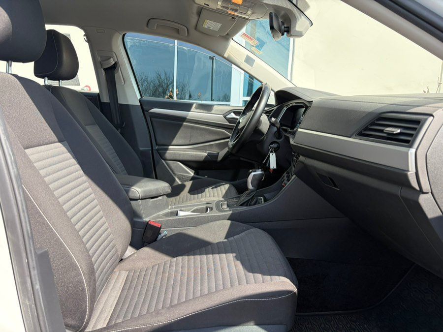 Used 2022 Volkswagen Jetta S FWD image 30