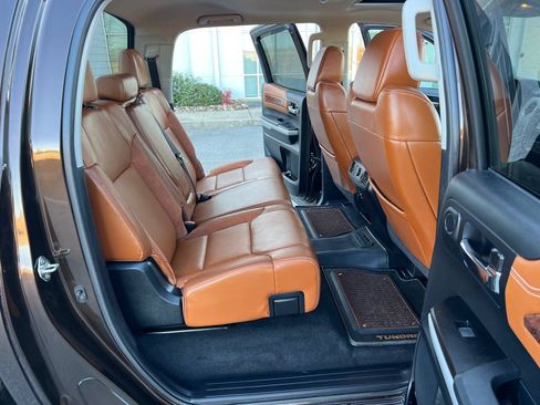 Used 2018 Toyota Tundra 1794 Edition image 15