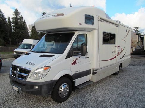 Used 2007 Dodge Sprinter 3500 image 2