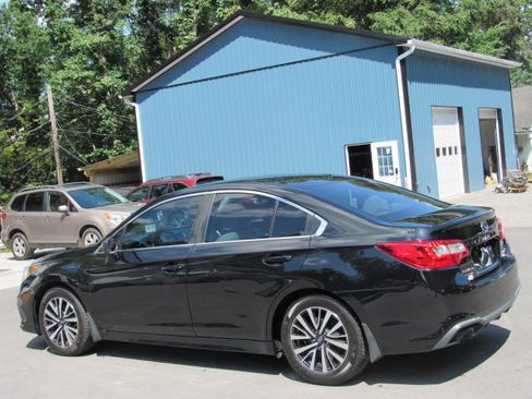 Used 2019 Subaru Legacy 2.5i AWD/4WD image 6