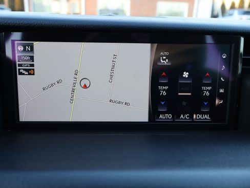 Used 2017 Lexus IS 300 F Sport image 17