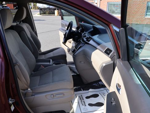Used 2016 Honda Odyssey EX image 15