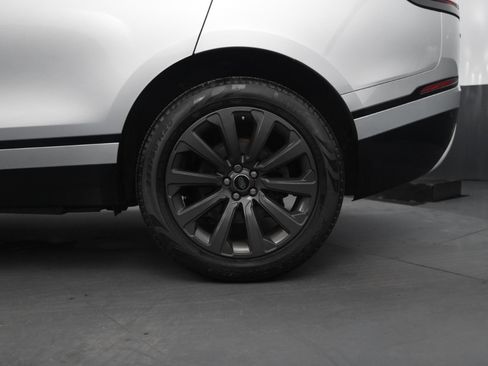 Used 2019 Land Rover Range Rover Velar S image 15